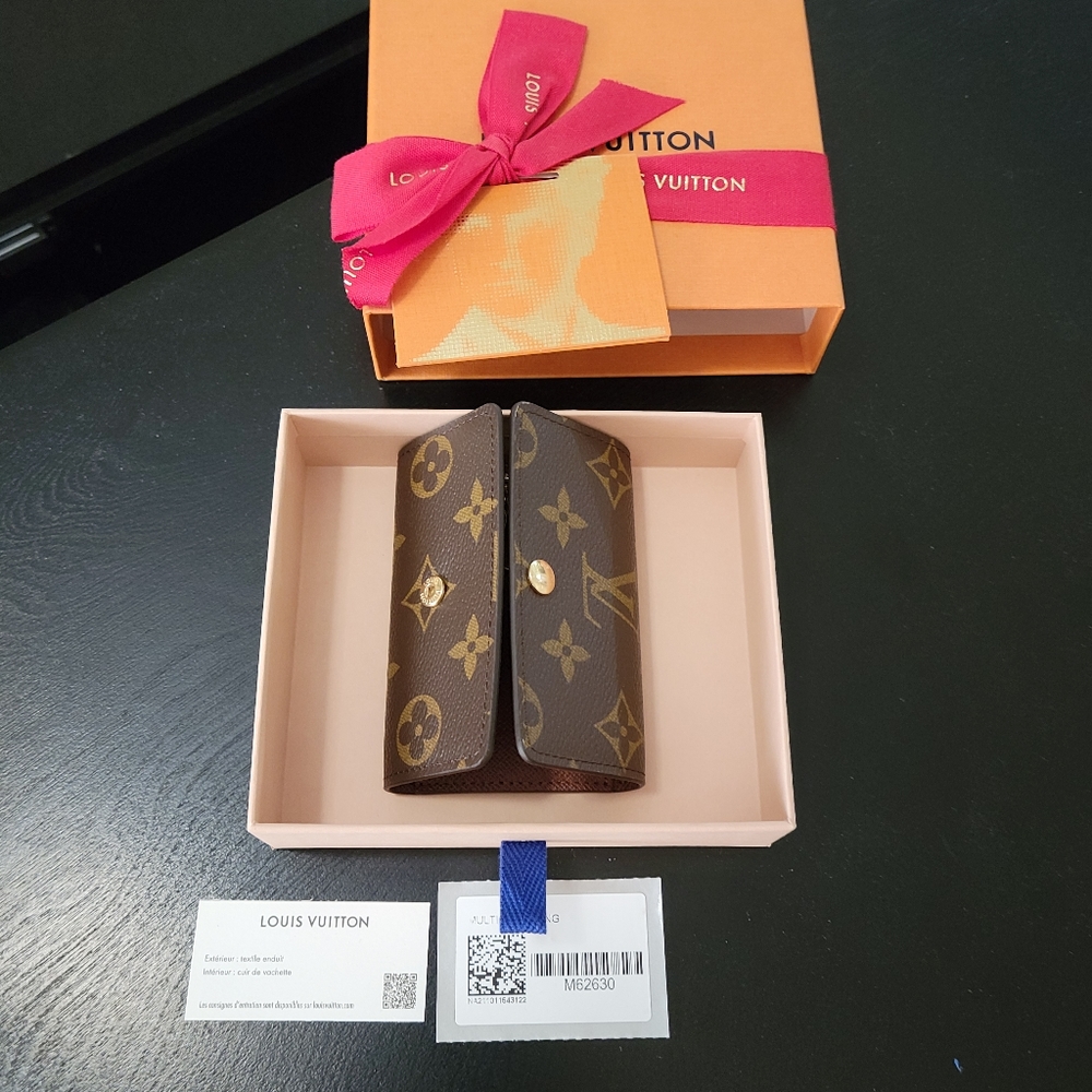 LV Multicles 6 Monogram